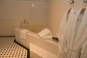 the customs house port macdonnell