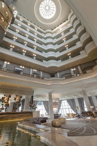 Labourdonnais Waterfront Hotel,Caudan Waterfront>>Bain Boeuf,5 star