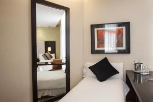 Hr Luxor Buenos Aires,Microcentro>>Buenos Aires,4 star