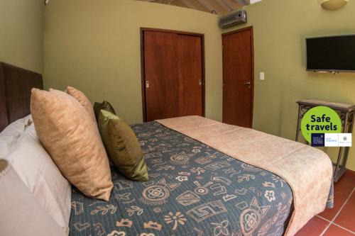 raices esturion hotel