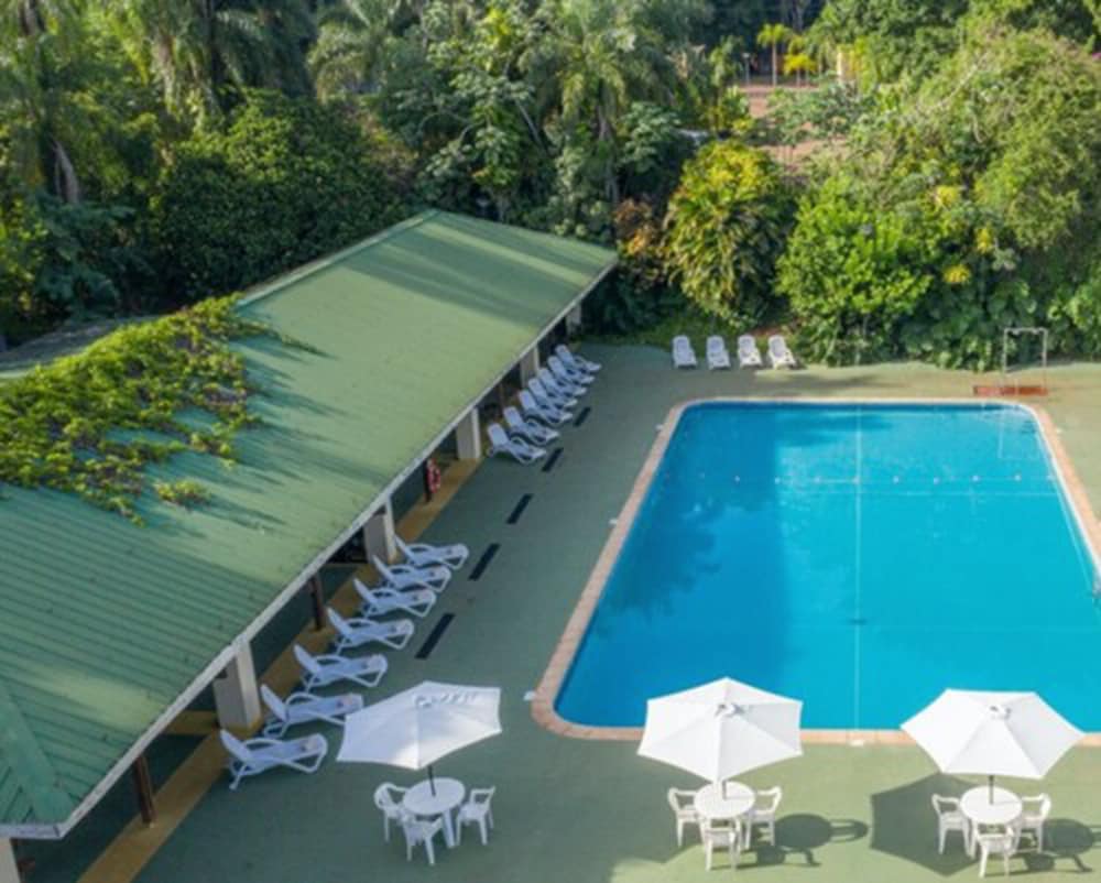 raices esturion hotel