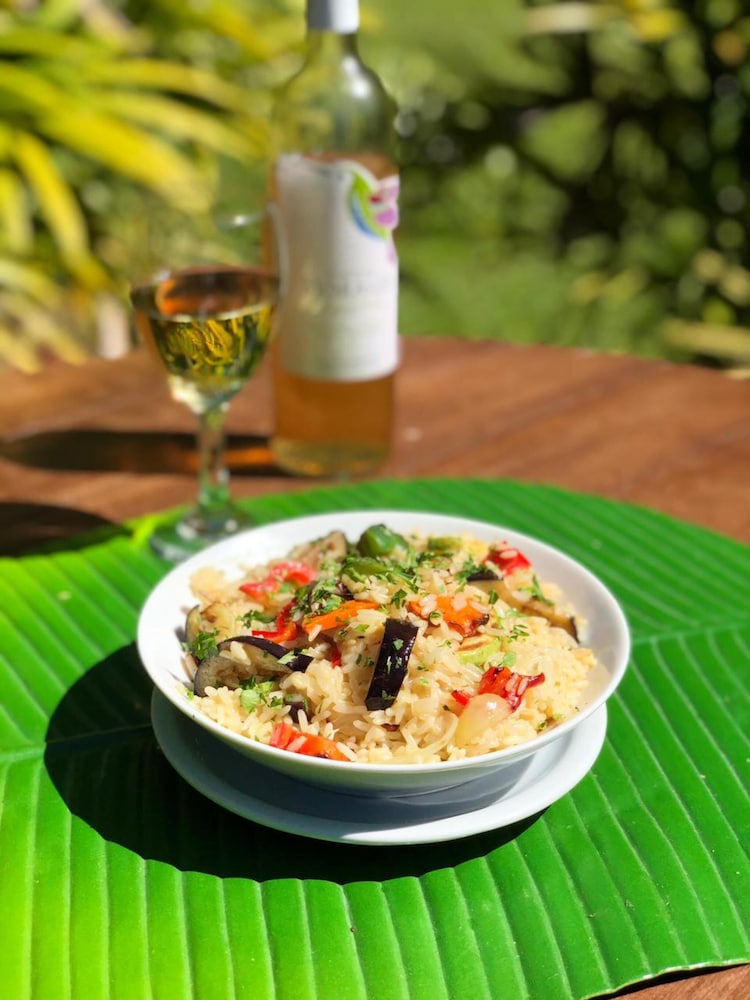 raices esturion hotel