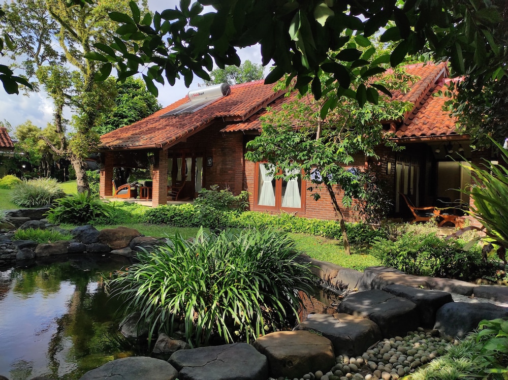 duta garden boutique villa