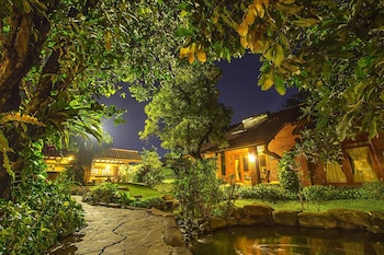 duta garden boutique villa
