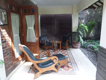 duta garden boutique villa