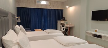 hotel lee garden near blue flag beach 500 mtrs puri