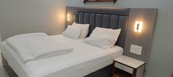 hotel lee garden near blue flag beach 500 mtrs puri