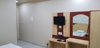 hotel lee garden near blue flag beach 500 mtrs puri