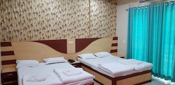 hotel lee garden near blue flag beach 500 mtrs puri