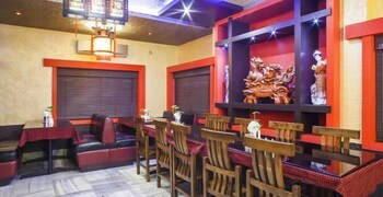 hotel lee garden near blue flag beach 500 mtrs puri