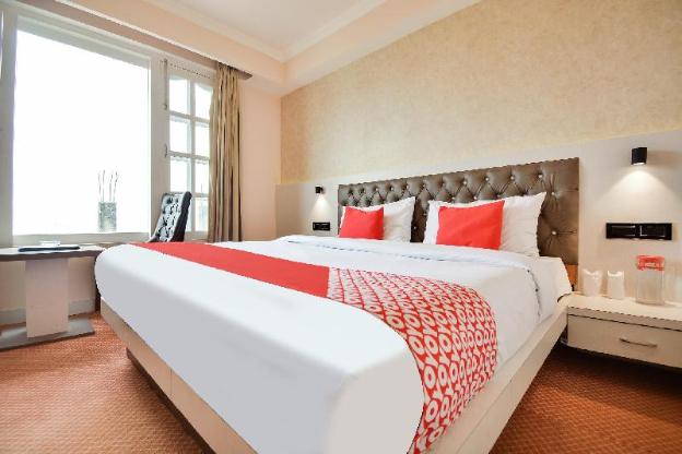 hotel aangan regency