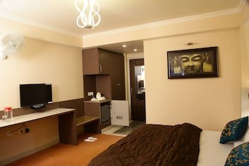 hotel aangan regency