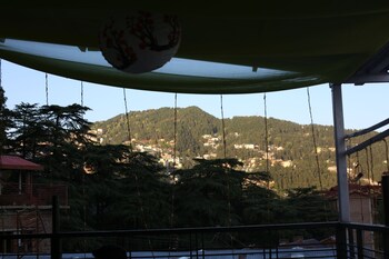 hotel aangan regency