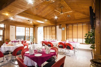 hotel aangan regency