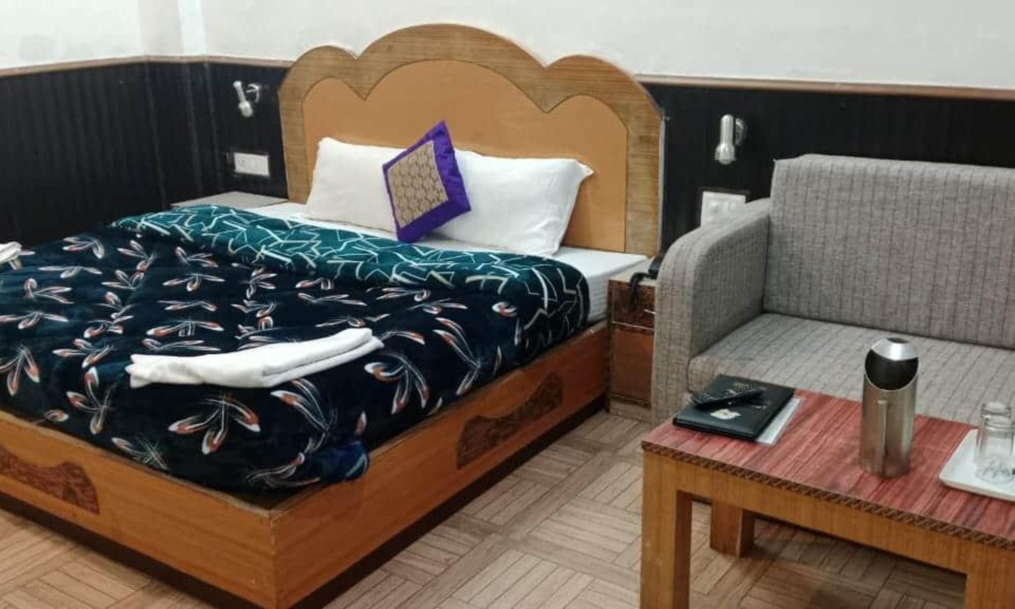 shivalik valley resorts