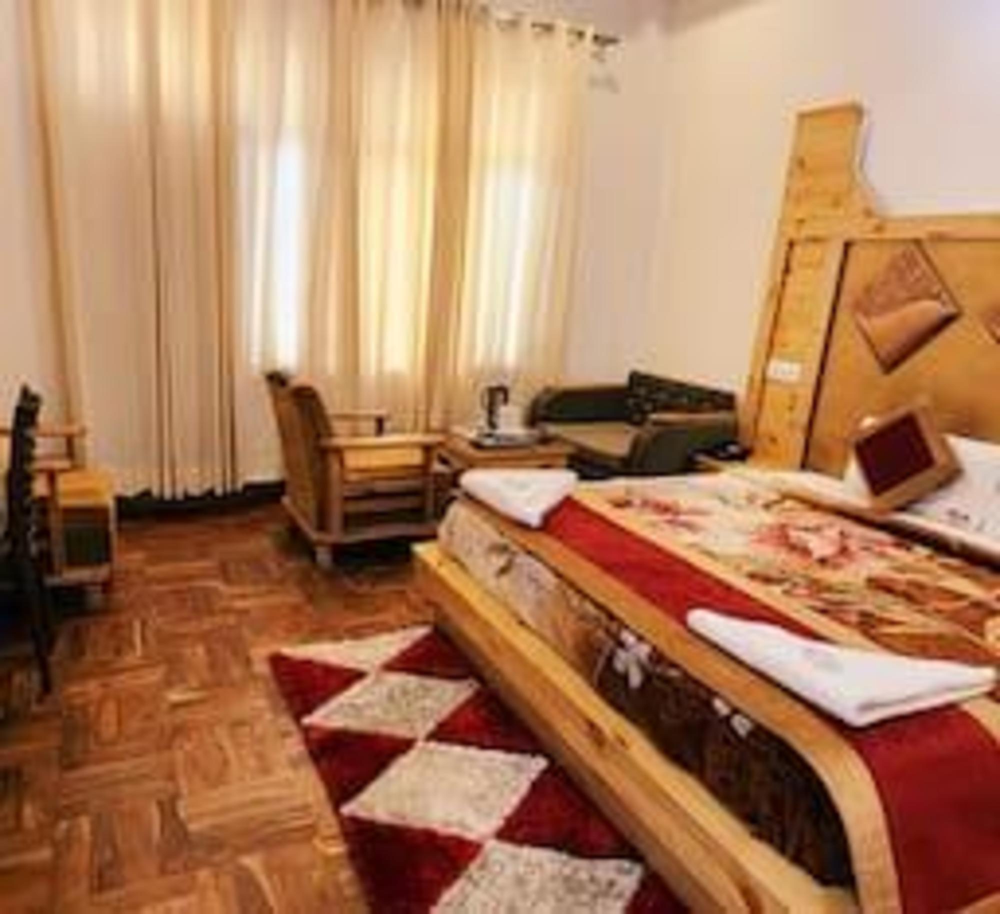 shivalik valley resorts