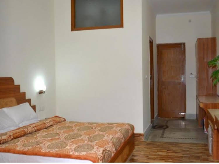 shivalik valley resorts