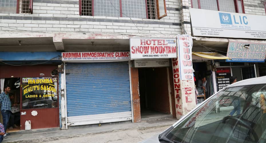 hotel snow mountain mall road