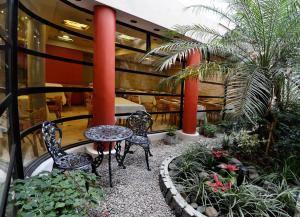 sarmiento palace hotel