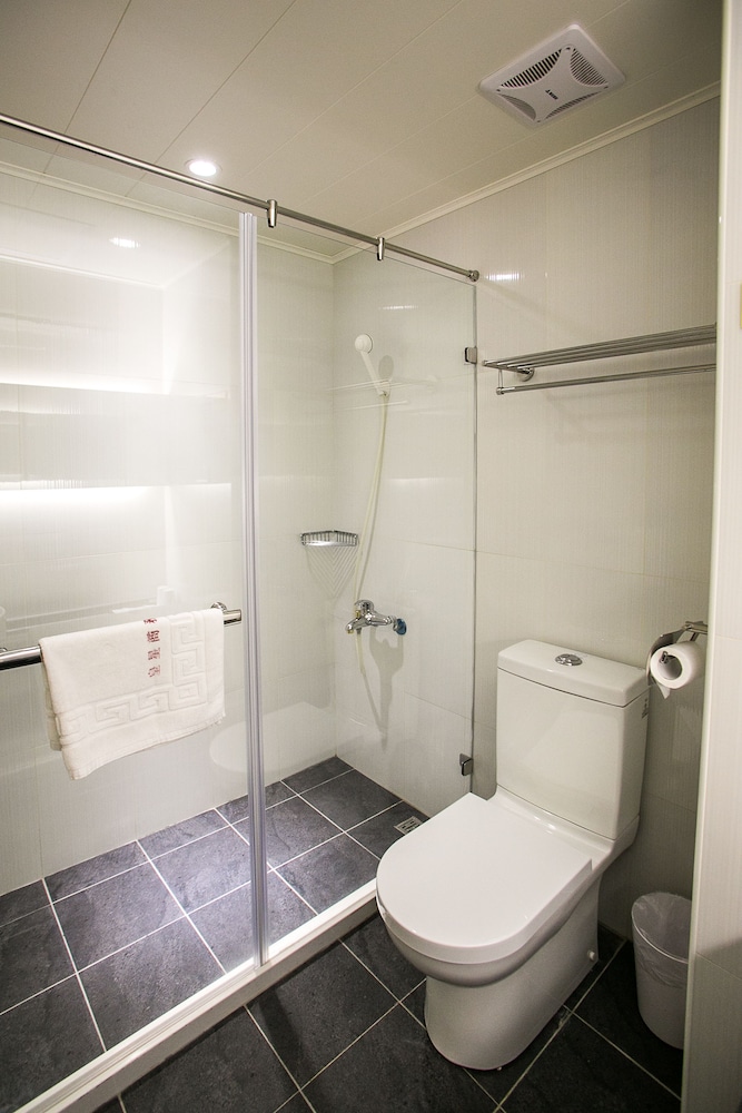 huang shin business hotel shan ah branch