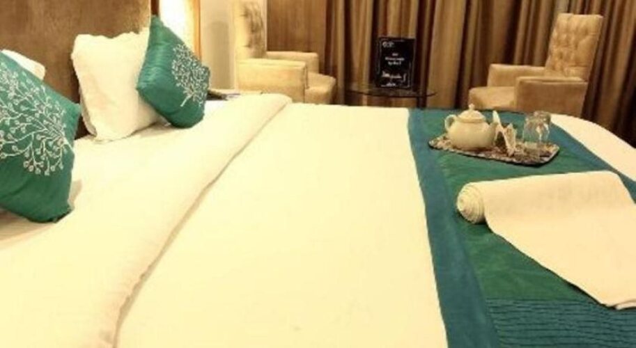 all fresco hotel