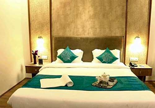 all fresco hotel