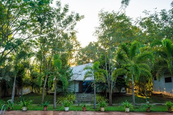 century resort dandeli