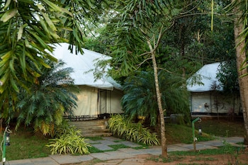 century resort dandeli