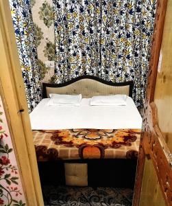 hotel fabulous kashmir