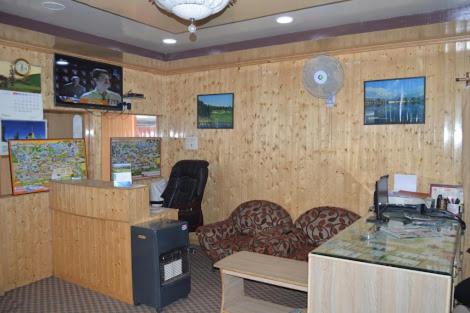 hotel fabulous kashmir