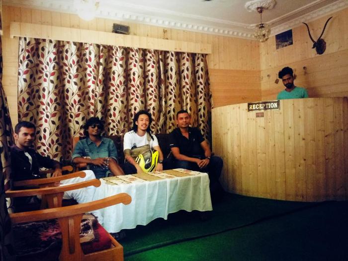 hotel fabulous kashmir