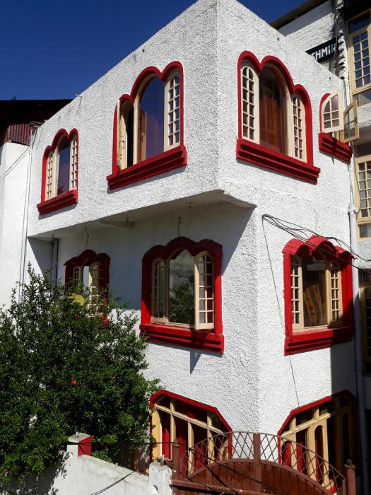 hotel fabulous kashmir