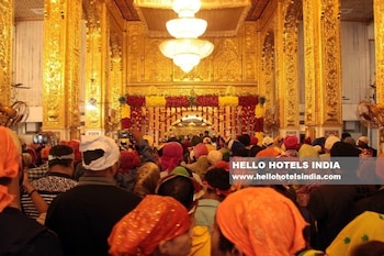 hotel suzi international