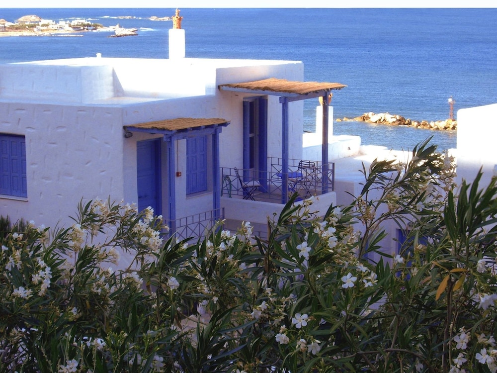 skyros