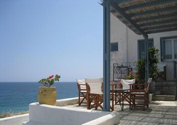 skyros