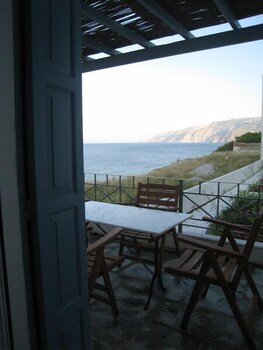 skyros