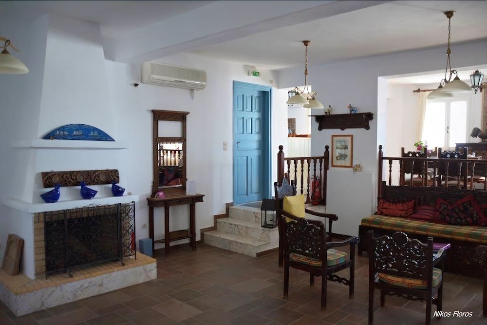 skyros