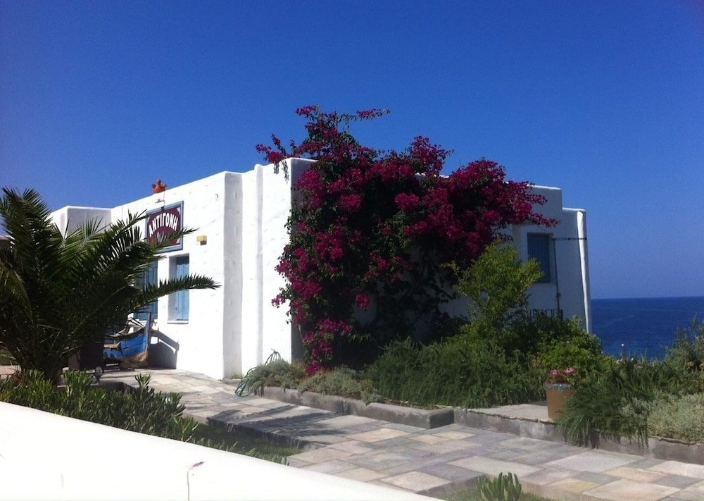 skyros