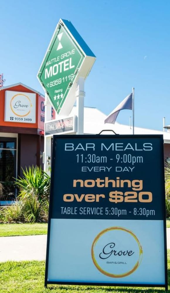 wattle grove motel