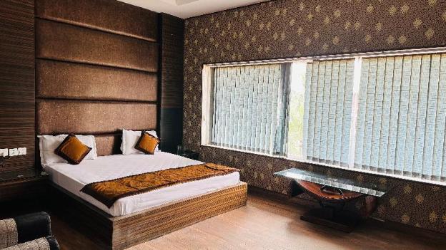 hotel riya palace by standards