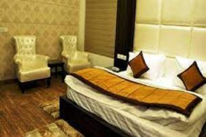 hotel riya palace by standards