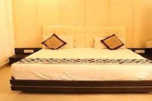 hotel riya palace by standards