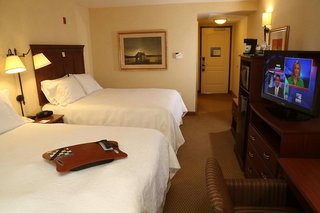 Hampton Inn & Suites Burlington,Burlington>>Bellingham,3 star