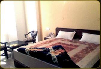 Hotel Vasu International,,3 star