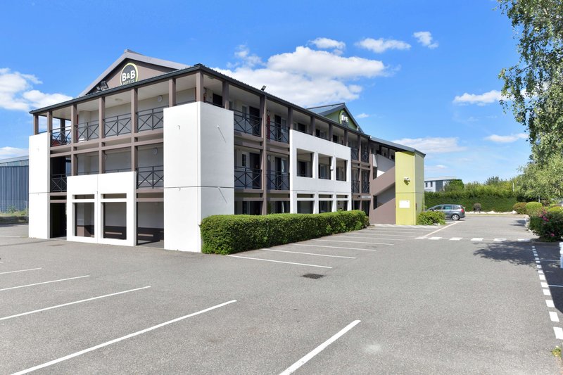 bandb hotel clermont ferrand le brezet aeroport