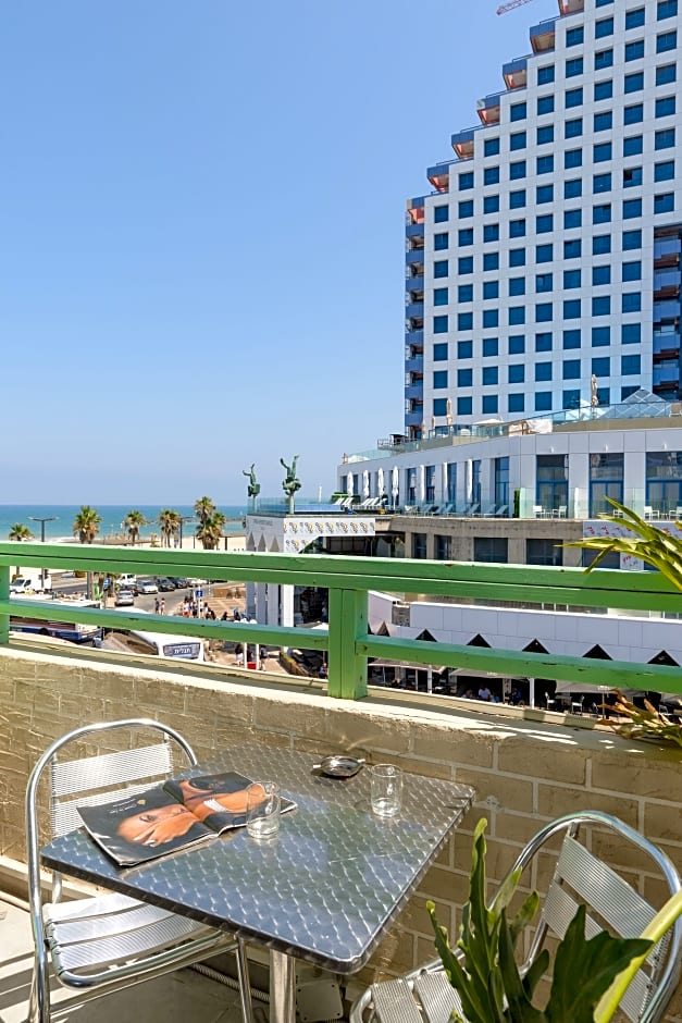 Liber Seashore Suites,Tel Aviv>>Haifa,3 star