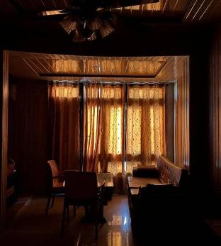 hotel narendra palace