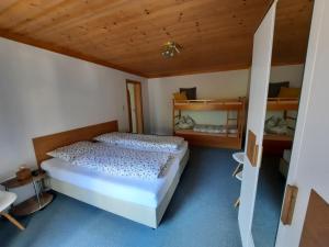 Brandgut - Vor Freude Gluhen,Lofer>>Kitzbühel,3 star