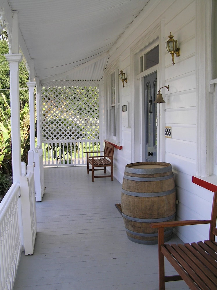 lupton lodge