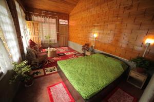 tathaghat farm guest house